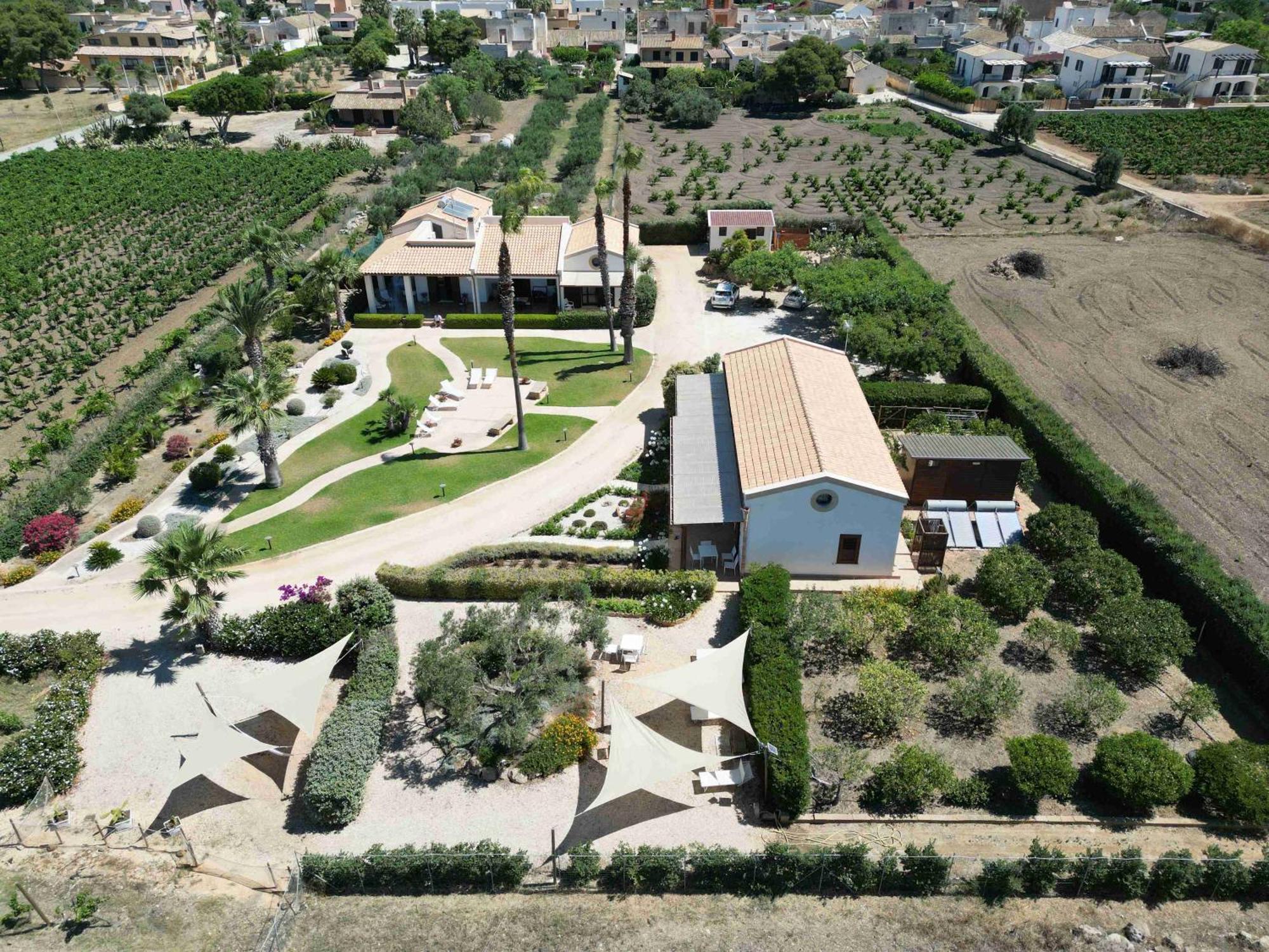 בירג'י וקי Borgo Della Luna מראה חיצוני תמונה